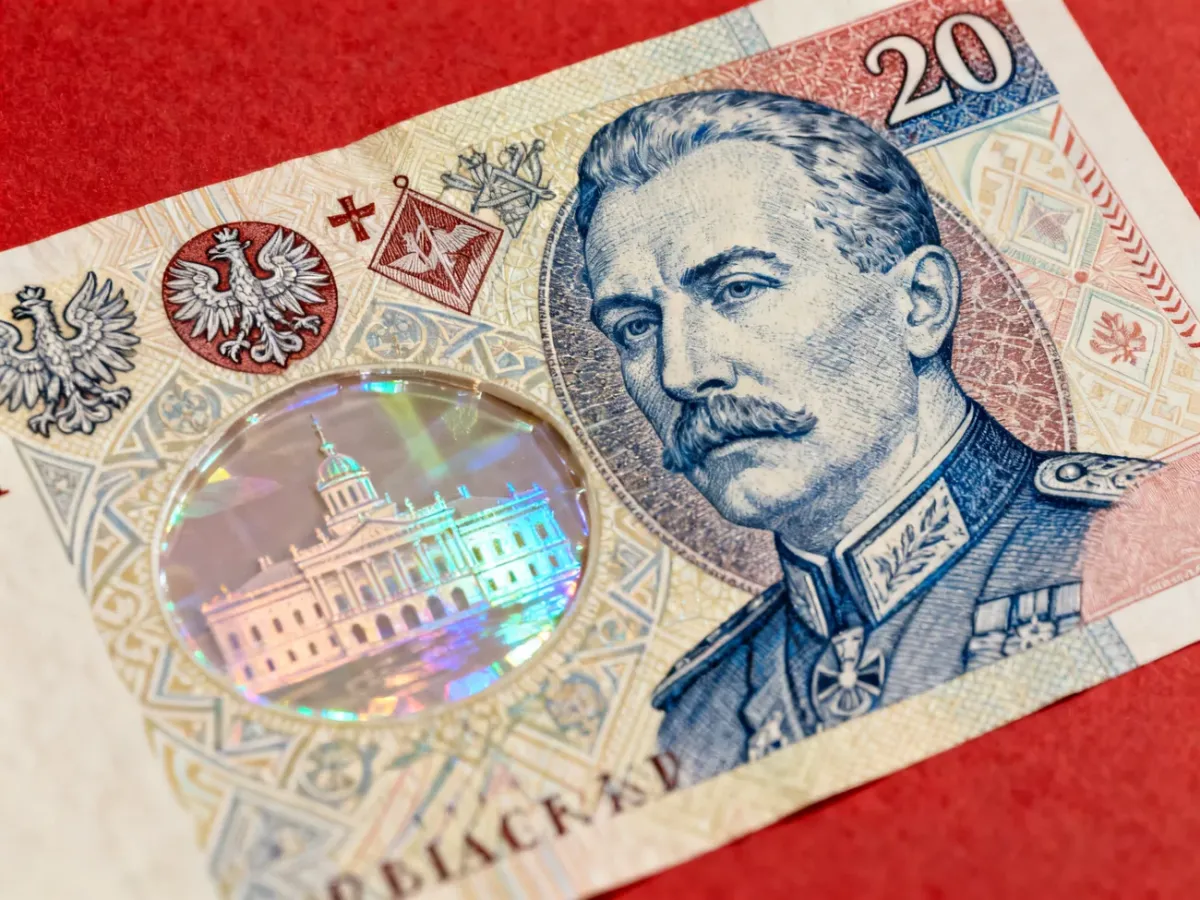 Polski banknot 20 zł upamiętniający 100. rocznicę utworzenia Legionów Polskich
